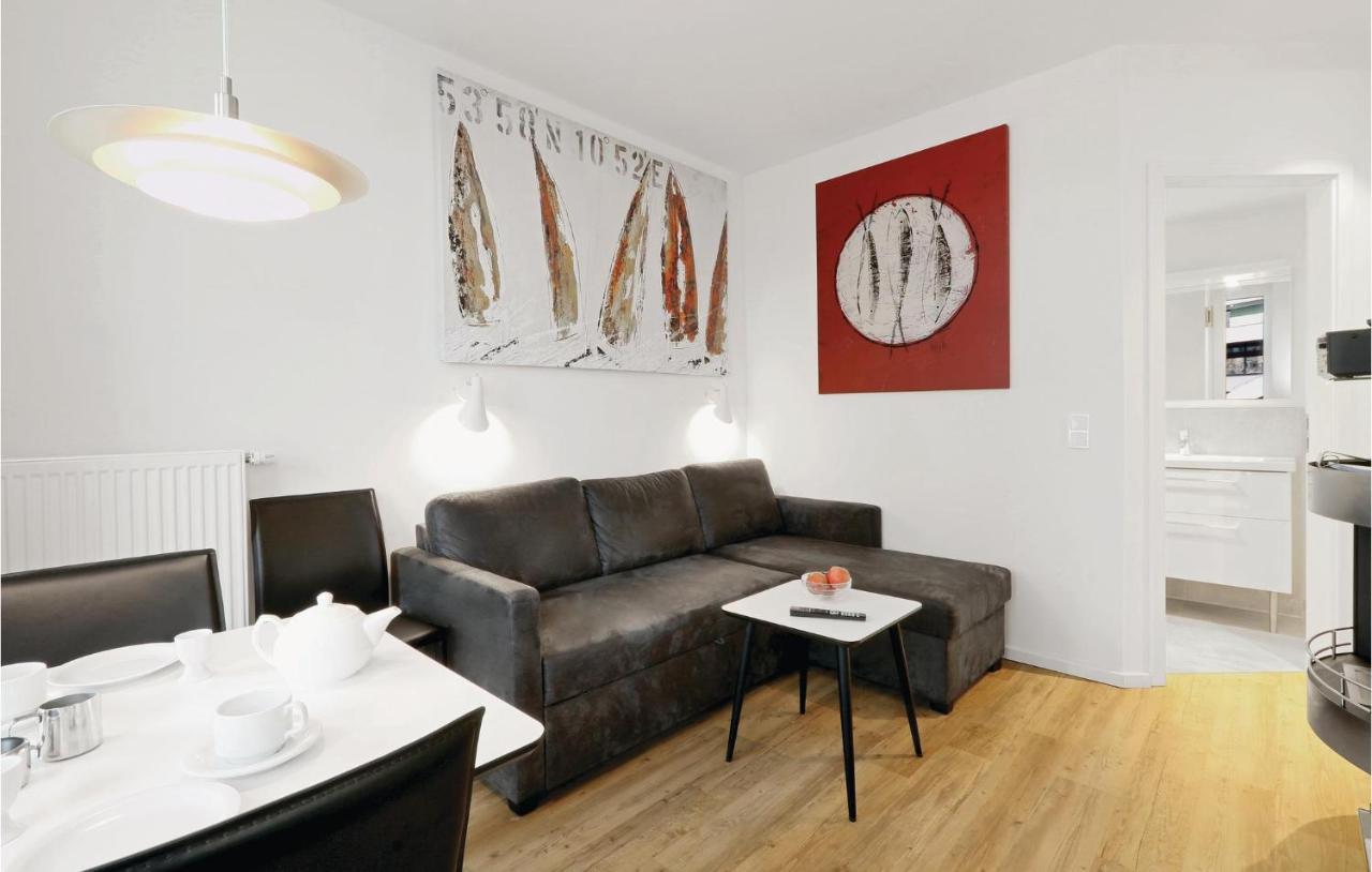 1 Bedroom Stunning Apartment In Luebeck Travemuende ภายนอก รูปภาพ