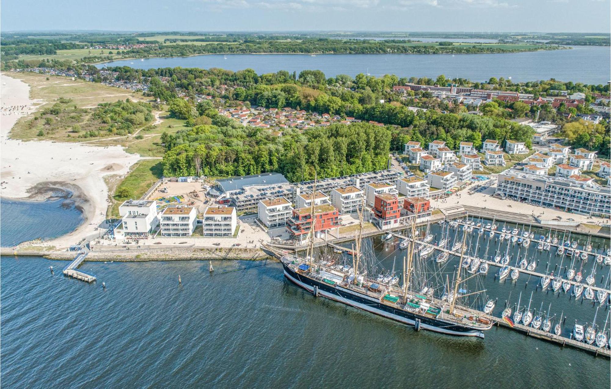 1 Bedroom Stunning Apartment In Luebeck Travemuende ภายนอก รูปภาพ